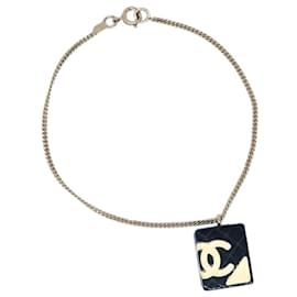 Chanel Vintage Rue Cambon Chain Charm Metal