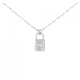 Collier en or blanc 750 avec diamant Amulette Cadena d'Hermès