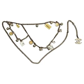Chanel Gürtel mit Charms Gold Metall