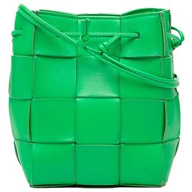 Bottega Veneta Green Small Nappa Maxi Intrecciato Cassette Bucket Bag
