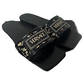 Sandalias planas Barocco Theia de Versace