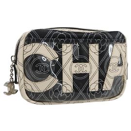 CHANEL Pochette Camelia PVC Nero Argento CC Auth 159324V
