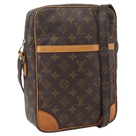 LOUIS VUITTON Monogram Danube MM Schultertasche M45264 LV Auth 160653