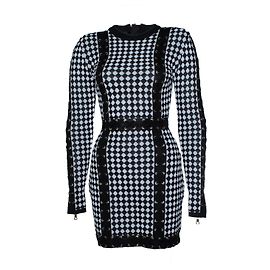 Abito in maglia a quadri bianco e nero di Balmain