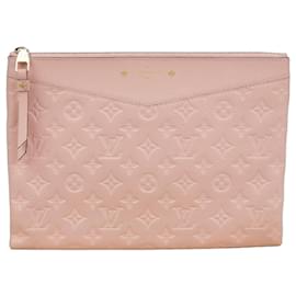 Louis Vuitton Pochette Daily