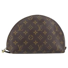 LOUIS VUITTON Pochette Cosmética Demi Ronde Monogram M47520 LV Auth 157375