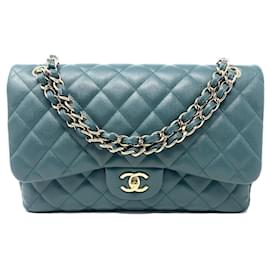 Borsa Chanel Jumbo Timeless/ Classica a doppio flap in pelle caviar trapuntata verde