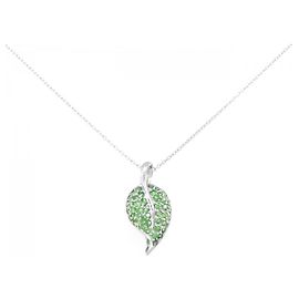 Autre Marque Collana in granato verde foglia in Au750