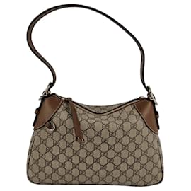 Gucci borsa a spalla media con emblema gg