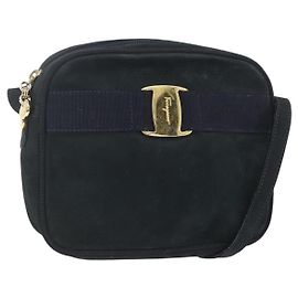 Salvatore Ferragamo Schultertasche Wildleder Marineblau Gold Auth 158402