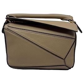 Loewe Mini Borsa Puzzle in Pelle di Vitello Grana - Colore Sabbia