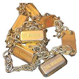 Moschino 28 kt Redwall Hecho en Italia