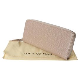 Louis Vuitton Portefeuille Clemence Long Wallet
