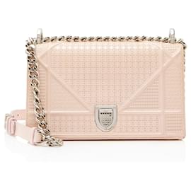 Borsa a Spalla Piccola Diorama in Pelle Verniciata Micro Cannage di Dior
