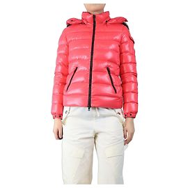 Moncler Chaqueta acolchada rosa con capucha - tamaño UK 10