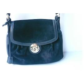 MARC JACOBS Schwarze Leder-Schultertasche in ausgezeichnetem Zustand - Marc Jacobs