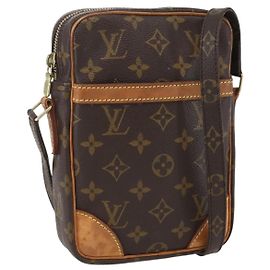LOUIS VUITTON Bolsa de Hombro Monogram Danube M45266 LV Auth ka1334