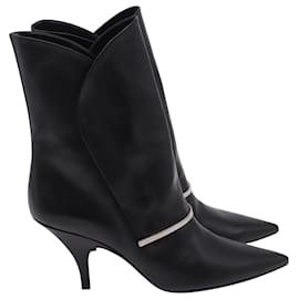 Stivaletti a punta decorati Givenchy in pelle nera