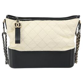 Chanel Bicolor Gabrielle Hobo aus Gealtertem Kalbsleder Mittel