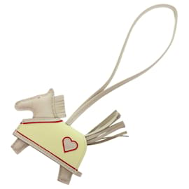 Hermès Rodeo Robeo Cool PM Herz Weiß Schlüsselanhänger