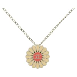 Collana in argento con motivo floreale Coco Mark di Chanel