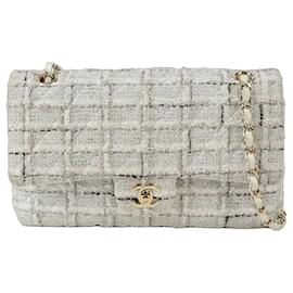 Chanel Borsa a spalla media in tweed classico