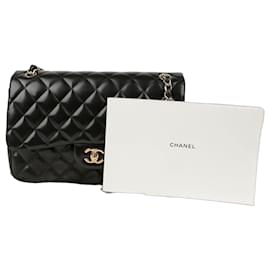Chanel Borsa a tracolla classica con pattina grande