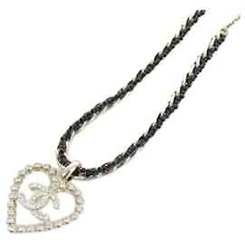 Colar Preto e Dourado Chanel ABF453