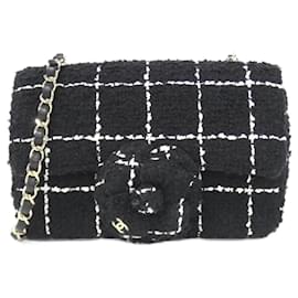 Borsa a spalla in lana nera Chanel AS4388