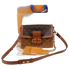 Louis Vuitton Dauphine MM Shoulder and Crossbody Bag