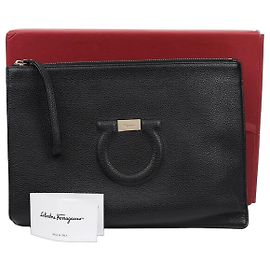 Salvatore Ferragamo Clutch con tracolla Gancini
