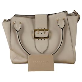 Burberry Buckle Medium Tote Schultertasche
