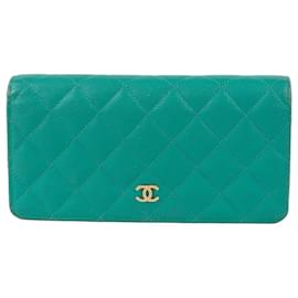 Chanel Portafoglio Lungo Classico Timeless in Caviale