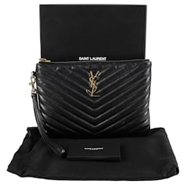Clutch Monogram - Saint Laurent