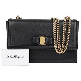 Salvatore Ferragamo Borsa a tracolla incrociata Genie Medium con catena