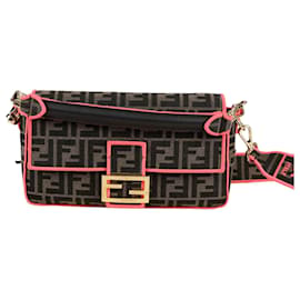 Fendi Borsa a Spalla Baguette Media