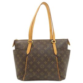 Totally PM Tote Bag Louis Vuitton M56688