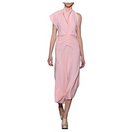 Abito maxi drappeggiato asimmetrico rosa Victoria Beckham Autunno 2024