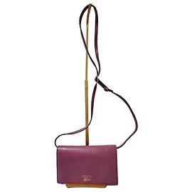 Borsa a tracolla Gucci in pelle Pebble Magenta