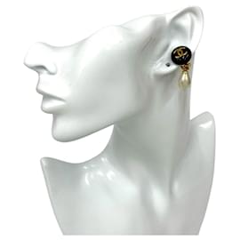 Orecchini a clip vintage Coco Mark di Chanel