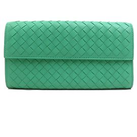 Cartera larga Intrecciato verde Bottega Veneta
