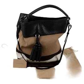 Burberry Ashby Medium Hobo Schultertasche