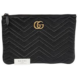 Gucci GG Marmont Pouch