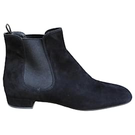 Botines Prada de ante negro