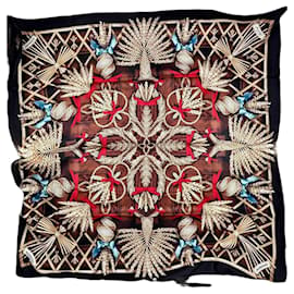 Foulard quadrato in seta "Wheat Craft" di Burberry – edizione da collezione