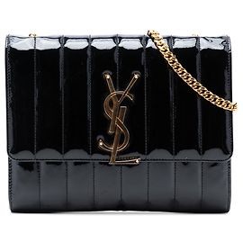 Crossbody Vicky medio in vernice nera di Saint Laurent