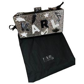 Clutch argentata con paillettes di Karl Lagerfeld