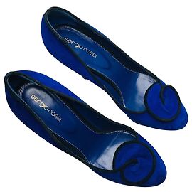 Décolleté Sergio Rossi in suede blu con plateau