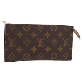 LOUIS VUITTON Pochette Bucket Monogram GM Accessorio LV Auth 159428