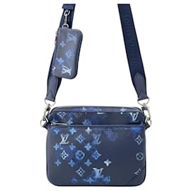 Louis Vuitton – Trio Messenger Monogram Ink Watercolor
